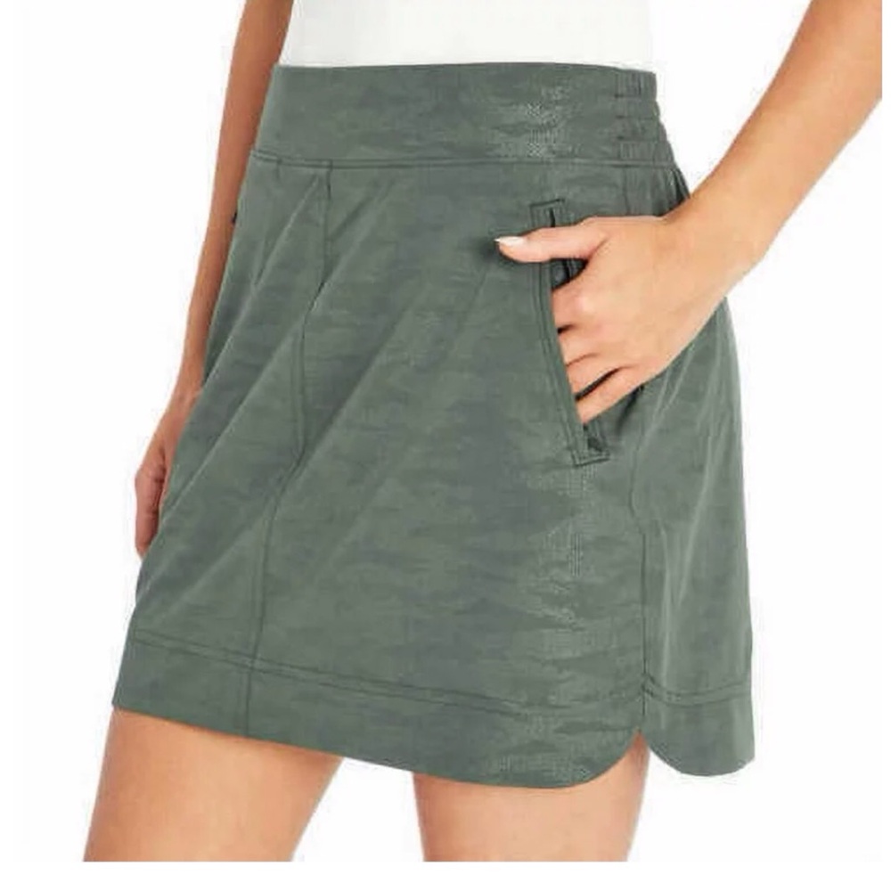 Orvis Womens Tennis Skort Camo Pull On Travel Skort w/ Pockets Size Large Green